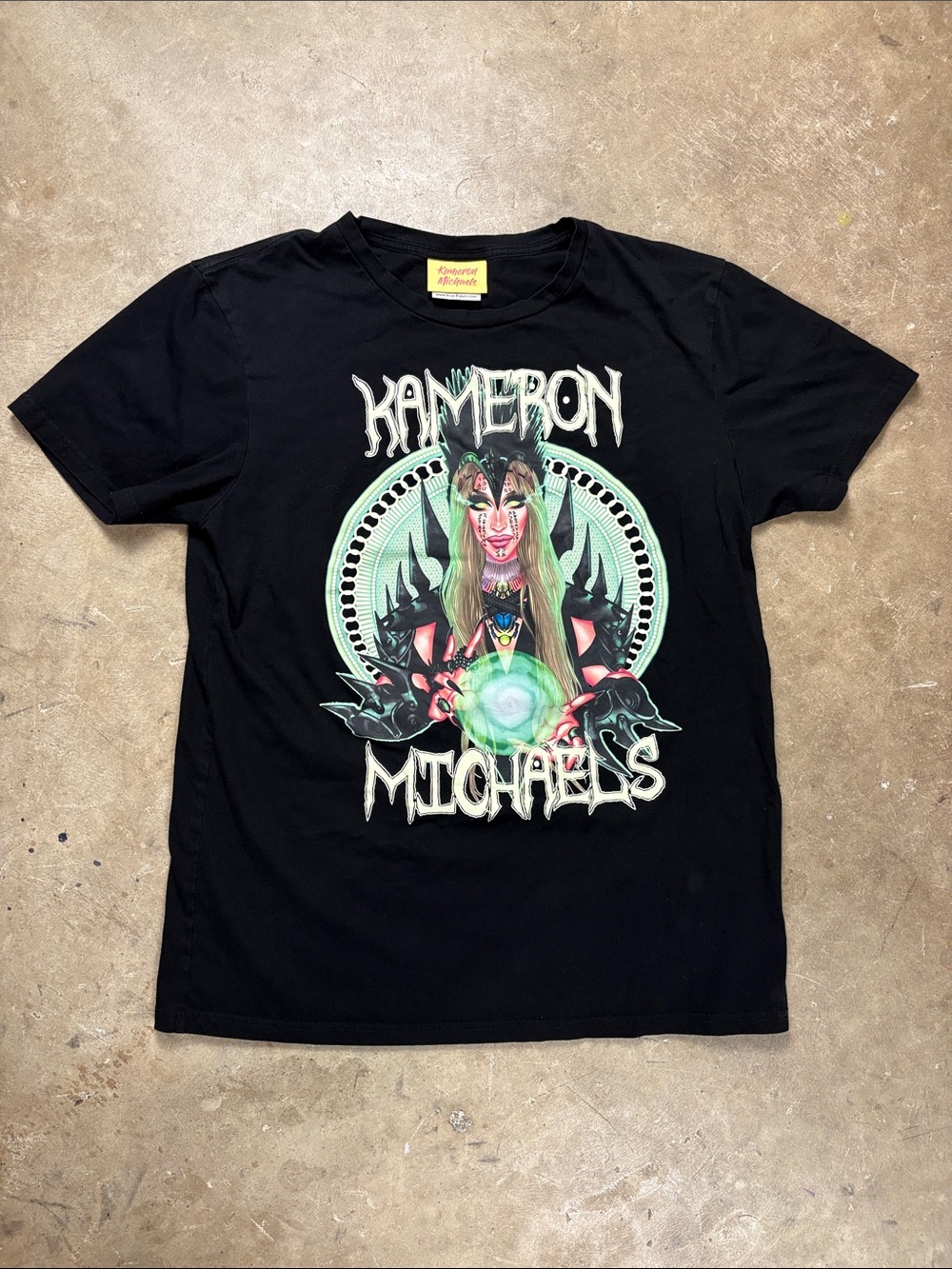 Kameron Michaels Graphic Tee - Medium